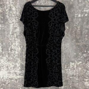 White House Black Market Sz M Black Velvet Burnout Blouson‎ Dress Flutter Sleeve